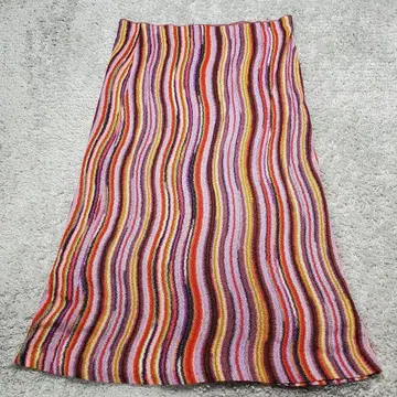 미쏘니 멀티 컬러 스트라이프 니트 스커트