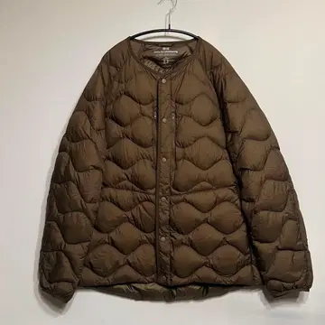 미사용급 UNIQLO 화이트 마운티니어링 울트라 라이트 다운 XL