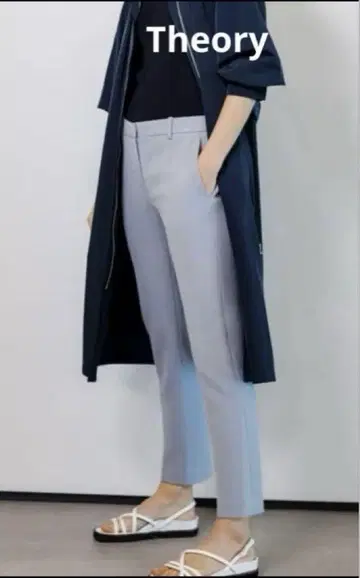 Theory 테이퍼드 팬츠 센터 프레스 블루 size 0