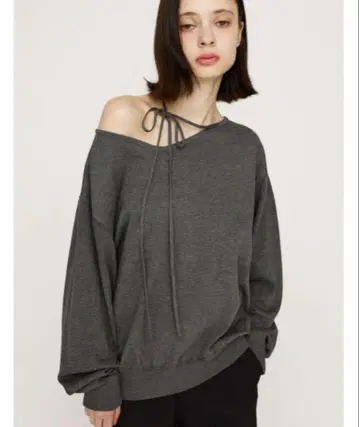SLY ASYMMETRY NECK LOOSE TOPS 비대칭