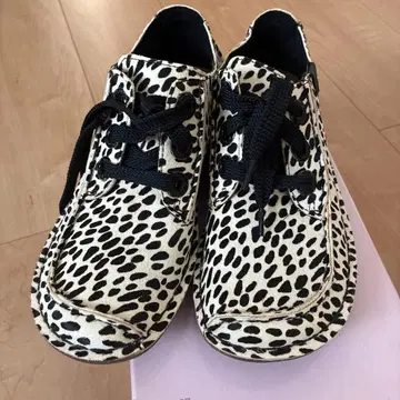 애니멀 무늬 모카신 22.5cm