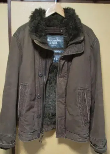 Abercrombie & Fitch 브라운 자켓