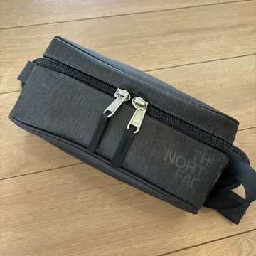 THE NORTH FACE 블랙 바디백