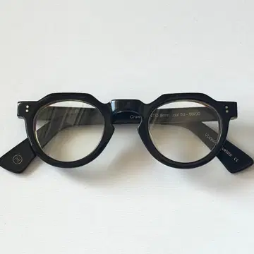 LescaLUNETIER UPCYCLING ACETATE 크라운 판토