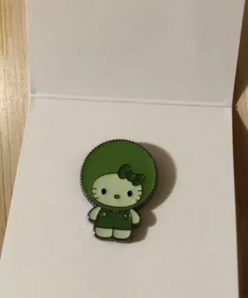 오사카 간사이 만박 일본관 한정판 해조 키티 핀 배지 [마리모]