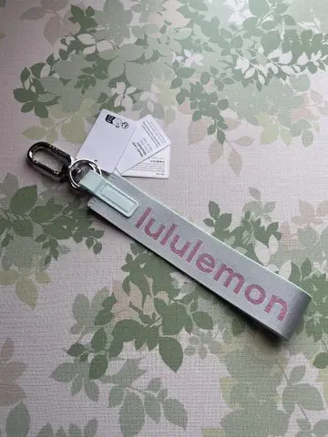 lululemon 키링