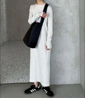 미사용 feepur 컷 리브 롱 원피스