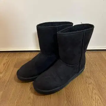 블랙 어그 부츠