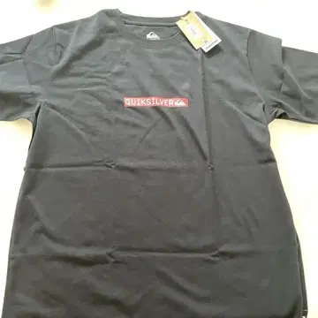 QUIKSILVER 티셔츠