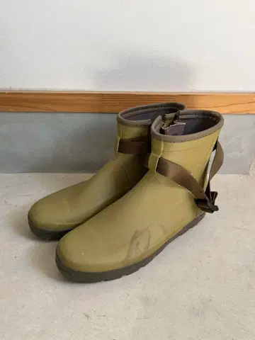 문스타 810S MARKE MODI 코요테