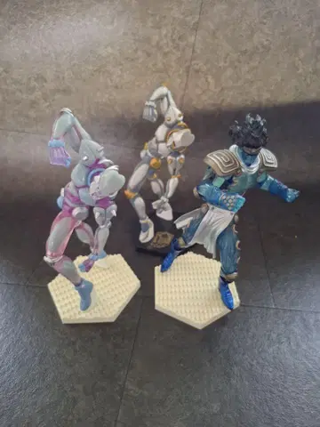 죠죠 죠죠의 기묘한 모험 피규어 세트