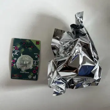 오징어 게임 코스튬 피규어 돼지 저금통