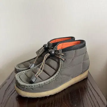 clarks Wallabee Boot Black Quilted