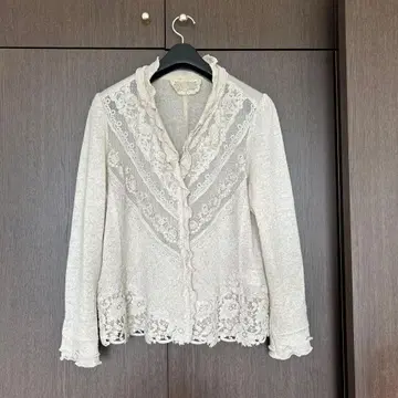 Rosera 아이보리 레이스 프릴 가디건
