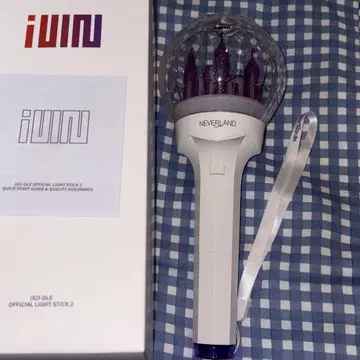 I-DLE OFFICIAL LIGHT STICK 2