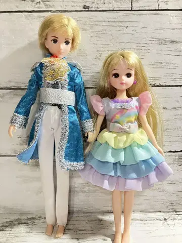 타카라토미 동경하는 왕자님 하르토 군 리카짱 인형 세트