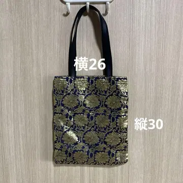 네이비와 골드 꽃무늬 토트백 불교