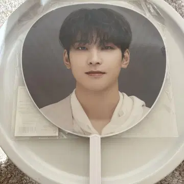 세븐틴 HARE 원우 부채