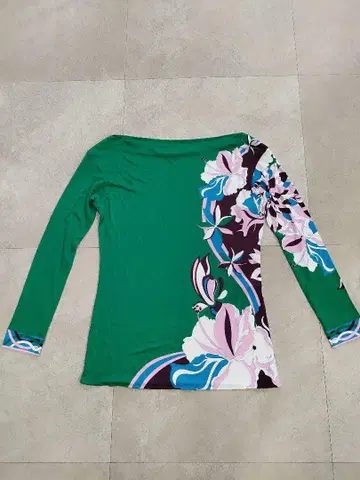 택 포함 새상품 EMILIO PUCCI 튜닉 블라우스 티셔츠 올 패턴