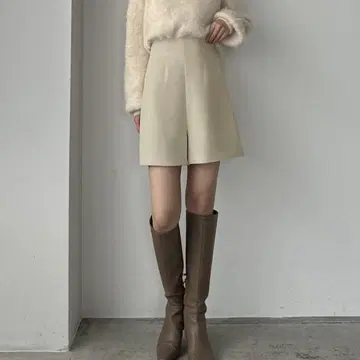 Louere 하이웨스트 숏팬츠 [택 포함 새상품]
