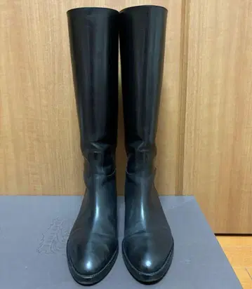 사토레 SARTORE 크로스 스트랩 백 지퍼 롱 부츠 (블랙)