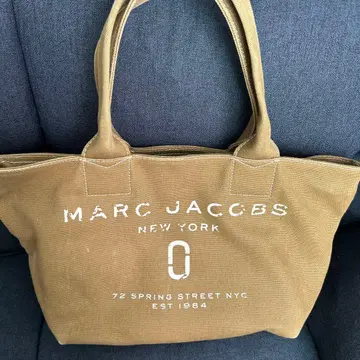 4시간 이내 발송 MARC JACOBS 브라운