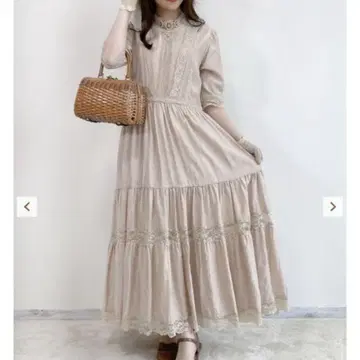 아나더 앙제 레이스 사용 티어드 롱 원피스
