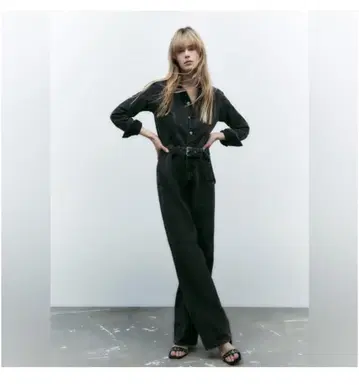 새상품급 ZARA 블랙 데님 올인원 점프 수트 그레이 데님 긴팔