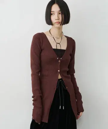 라벨에튀드 백 슬릿 리브 가디건