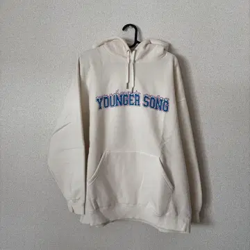 YOUNGER SONG 크림색 후드티 M