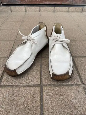 ANATOMICA 패드모어 & 반스 사이즈 8 화이트 가죽 클락스