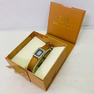 플리마켓클라세 PRIMA CLASSE 손목시계 아날로그 박스형 케이스형