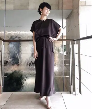 플라스테 새틴 이지 내로우 스커트 브라운 L