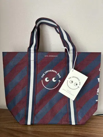 새상품 아냐 힌드마치 THE UNIVERSAL BAG S 사이즈