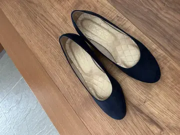 네이비 웨지힐 펌프스