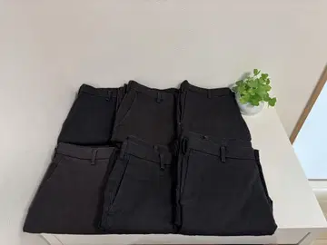 유니클로 슬림핏 치노 블랙 6점 묶음 판매