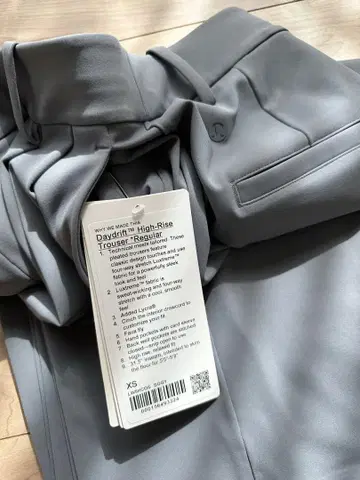 미사용 새상품 lululemon