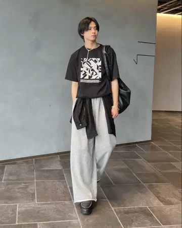 SINSS 그래픽 T셔츠 x small / F Graphic T