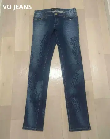 VO JEANS 레오파드 프린트 모레톤 데님