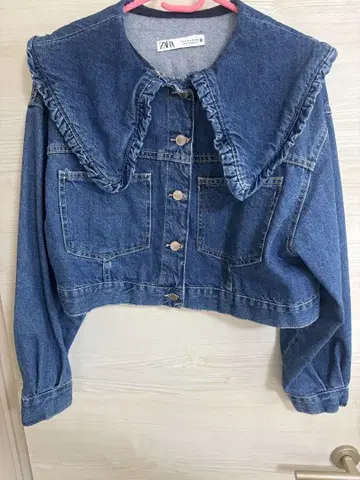 ZARA 데님 프릴 옷깃 크롭 자켓
