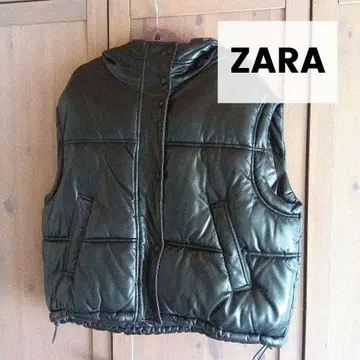 새상품급* ZARA 인조 가죽 후드 부착 퍼프 베스트