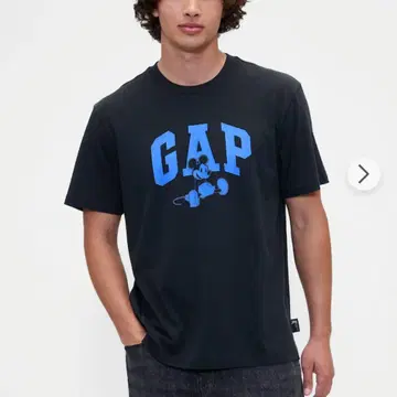 GAP 블랙 티셔츠 미키 디즈니