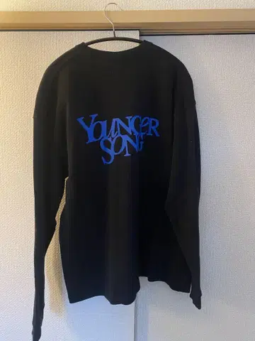 youngersong 영거송 롱T 블랙