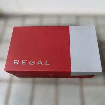 REGAL 블랙 플레인토 신발