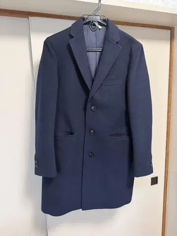 BEAMS 체스터 코트