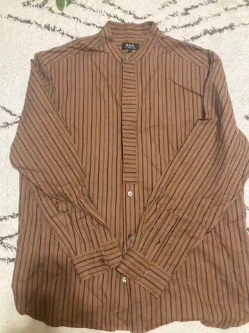 새상품급 A.P.C. 브라운 스트라이프 긴팔 셔츠 M