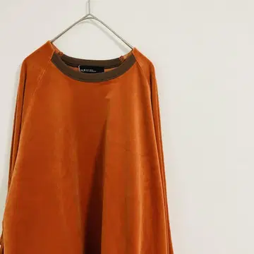 미사용 새상품 유나이티드 애로우즈 벨로아 래글런 긴팔 T셔츠