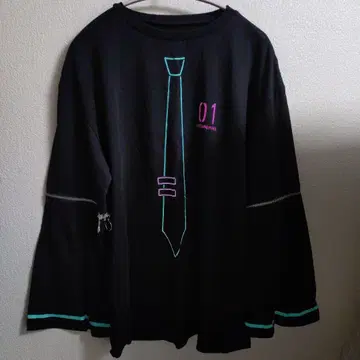 리슨 플레이버 x 하츠네 미쿠 콜라보 T셔츠