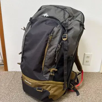 Quechua 빅 트론 백팩 50L