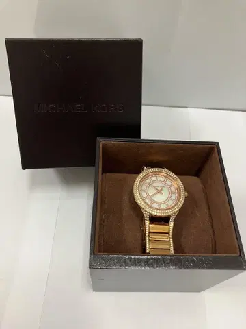 MICHAEL KORS 골드 스톤 장식 시계